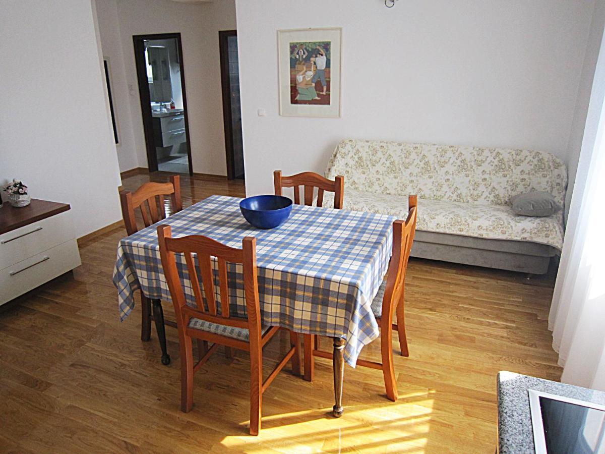 Villa Lucia Premium Rooms Primošten المظهر الخارجي الصورة