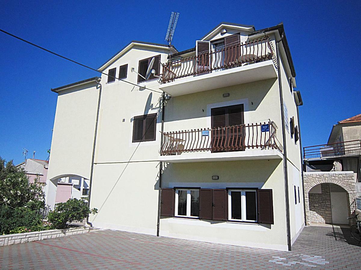 Villa Lucia Premium Rooms Primošten المظهر الخارجي الصورة